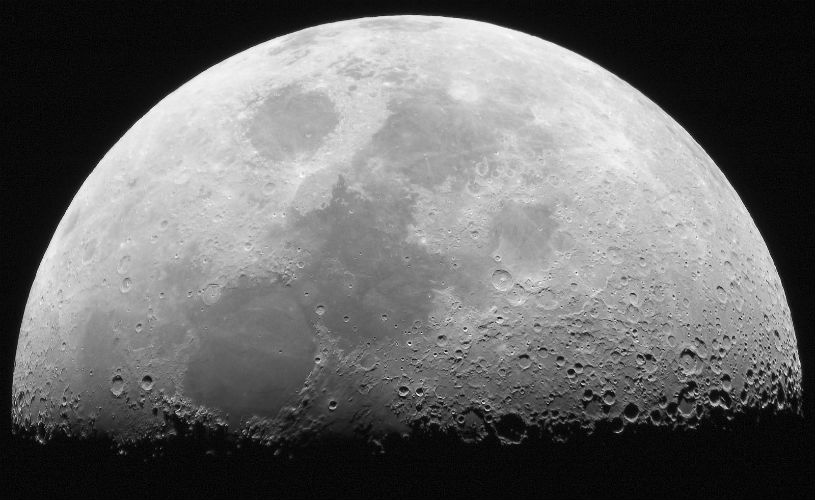 Incredible! Moon might be hiding huge deposits of immobile water beneath its surface