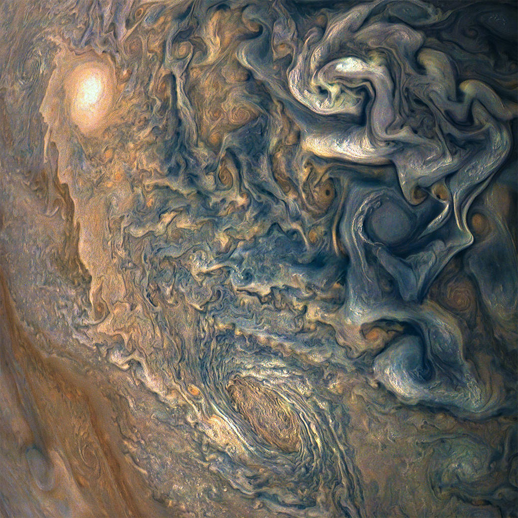 NASA Juno probe shows eerie atmosphere of gas giant Jupiter, See Pic