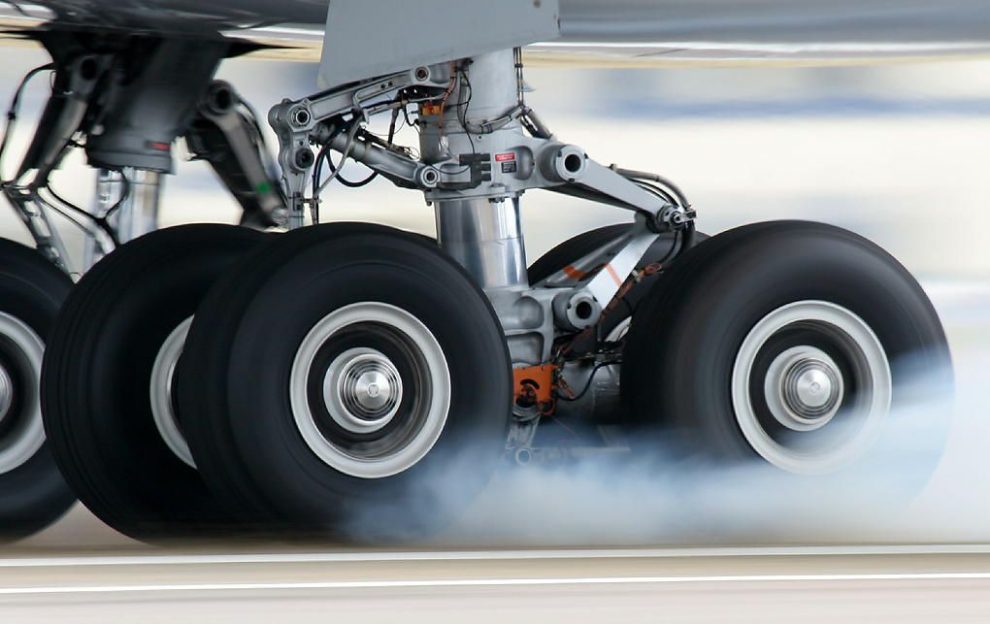 Global Commercial Aircraft Landing Gear Market : Industry Analysis and Forecast (2017-2026)