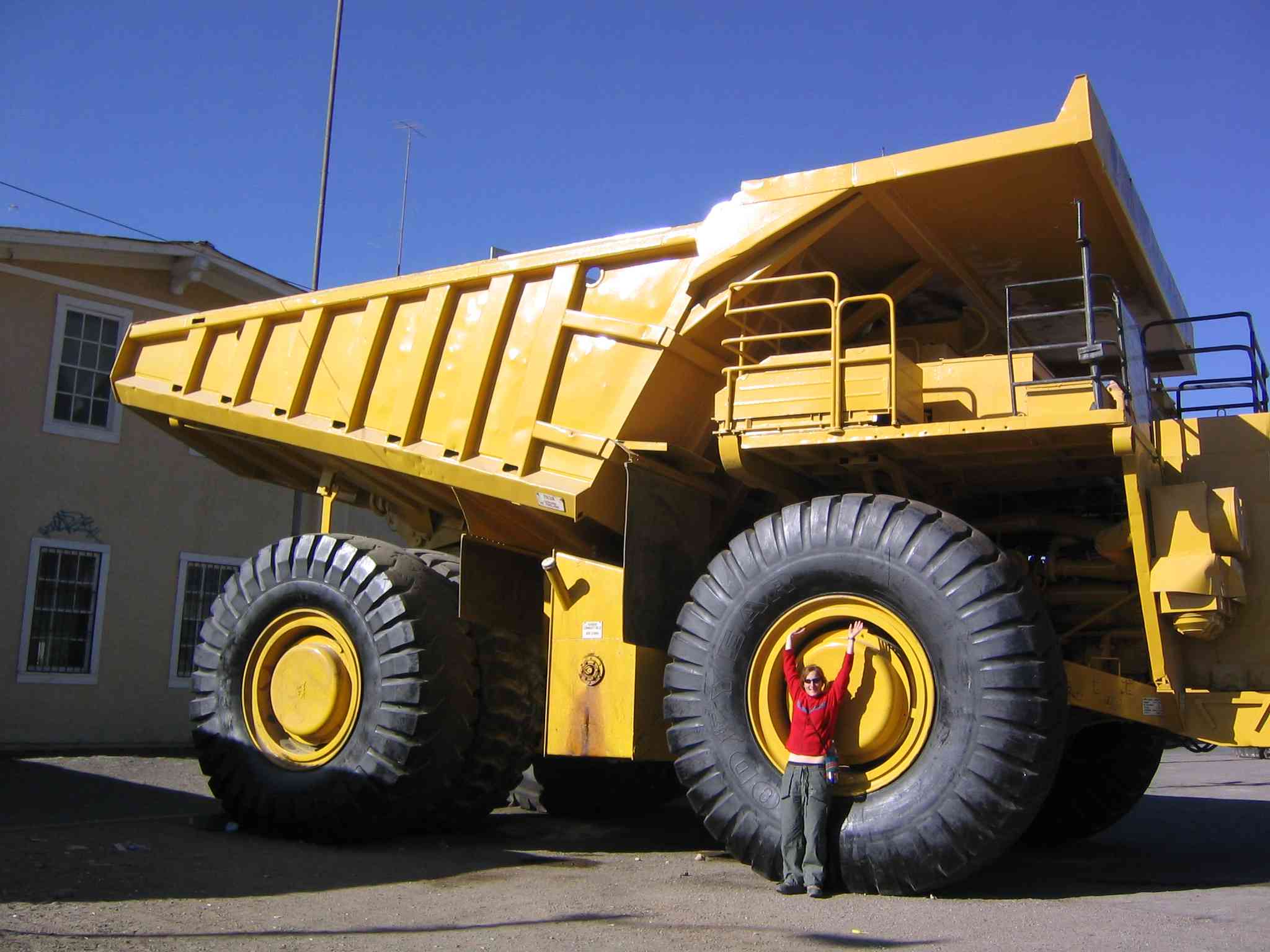 Global Heavy Machinery (Large Trucks) Market 2020 – Revenue Status & Forecast Report 2026 | Daimler Trucks, Volvo, Paccar, MAN Group