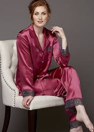 Global Luxury Pajamas Market 2020:  Aimer, Meibiao, Maniform, AUTUMN DEER