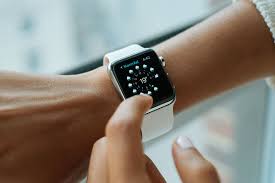 Global Smart Wearable Healthcare Equipment Market 2020:  Apple, AT&T, Google, Samsung Electronics