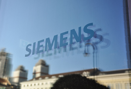 Siemens dispatches Neighborhood Electricity Trading